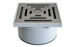 Uždedamas elementas su nerūdijančio plieno grotelėmis (plyšinės) 147x147mm/138x138mm