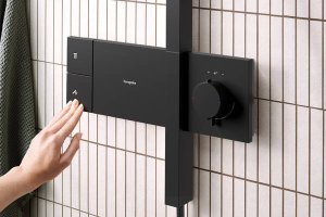 Termostatinė dušo sistema HANSGROHE Raindance Alive Q 210/340, 1 srovės, spalva - juoda matinė (matt black)