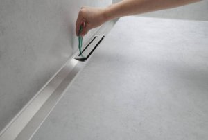 Grotelės Raindrain Flex 70cm (trumpinama iki 500mm), montavimui prie sienos, nerūdijančio plieno