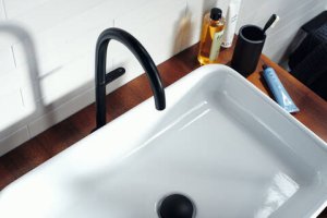 Pastatomo praustuvo maišytuvas AXOR One Select 260 su paspaudžiamu (push-open0 dugno vožtuvu, chromo spalvos