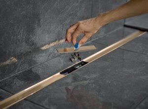 Dušo latako grotelės Geberit CleanLine80, 130 cm, šampaninė spalva