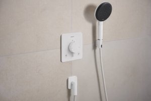 Laikiklis dušo Porter Fine baltas matinis