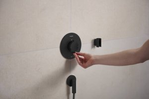 Dekoratyvinė dalis potinkiniam termostatiniam maišytuvui HANSGROHE Ecostat Comfort S, 1 funkcijos, spalva - juoda matinė