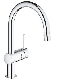 Plautuvės maišytuvas GROHE Minta C formos  ištraukiama žarna,  chromo spalvos 