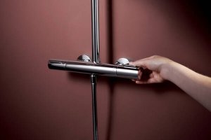 Termostatinė dušo sistema HANSGROHE Raindance Alive S Puro 300, 1 srovės, spalva - chromo (chrome)