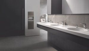 Sensorinis praustuvo maišytuvas GROHE Bau Cosmopolitan E, 6V, chromo spalvos 