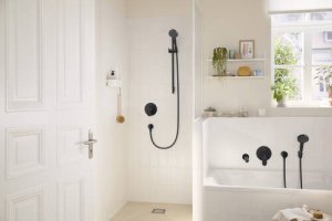 Dekoratyvinė dalis potinkiniam dušo maišytuvui HANSGROHE Rebris S, 1 funkcijos, spalva - juoda matinė (matt black)