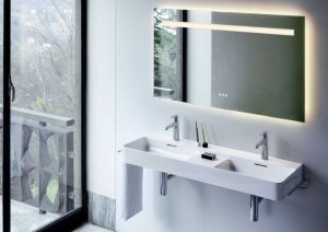 Veidrodis Laufen LEELO 1500x40x700 mm, su aliuminio rėmu, su horizontaliu LED šviestuvu, lietimo jutikliu
