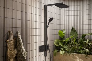 Termostatinė dušo sistema HANSGROHE Raindance Alive Q 210/340, 2 srovių, spalva - šlifuoto juodo chromo spalvos (brushed black chrome)