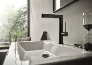 Praustuvo maišytuvas HANSGROHE Finoris 230, su ištraukiamu dušeliu, 2 srovės režimai, su "push-open" dugno vožtuvu, spalva - šlifuotas juodas chromas (brushed black chrome)