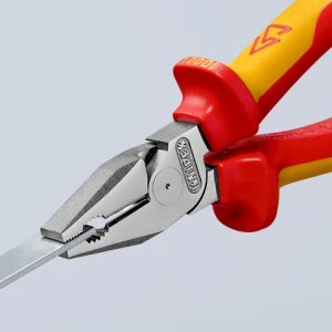 Padidintos svertinės jėgos kombinuotos replės 180mm / 02 06 180