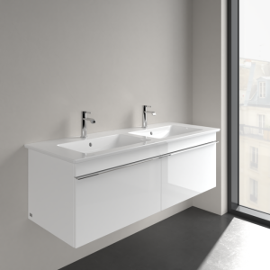 Praustuvas Villeroy & Boch Venticello 1300x500 2 skylės maišytuvui, dvigubas C+